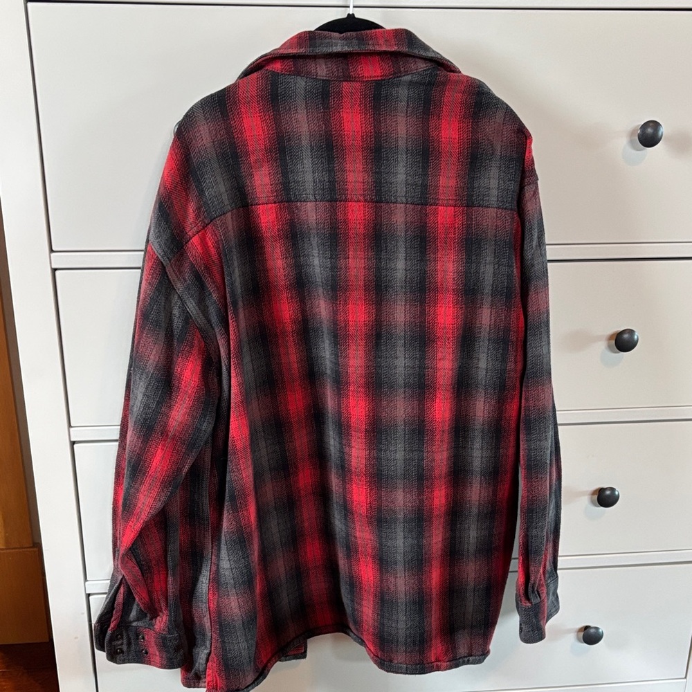 Men's Red and Black Plaid Shirt Jacket - Picture 4 of 4